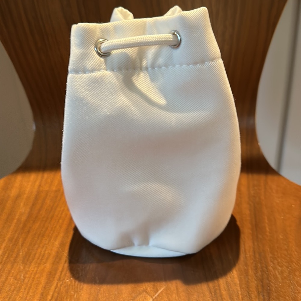 Dior White Drawstring Dust Bag Pouch 5 x 7” nwot - Picture 2 of 6